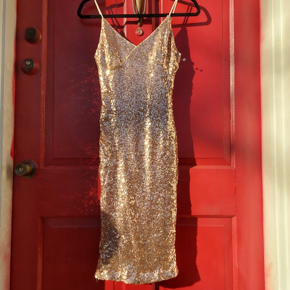 GOLD PARTY Sequin Bodycon Slip Dress 💕 - Picture 9 of 12